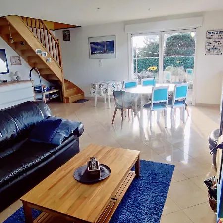 Дом отдыха Maison A 400 M De La Saint-Germain-sur-Ay