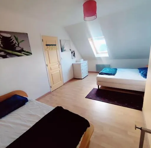 Maison A 400 M De La *